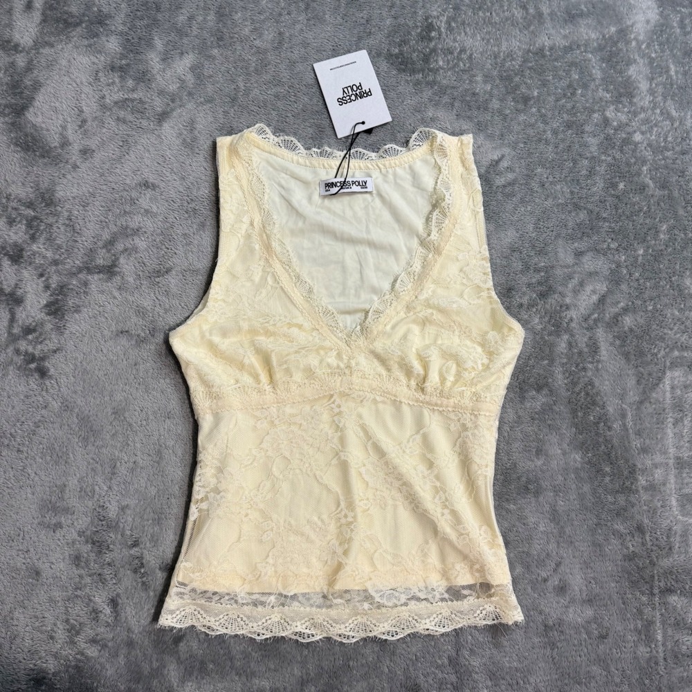 Princess Polly Far Away Top Yellow Lace V-Neck Cami Tank Sleeveless Size 4 NEW